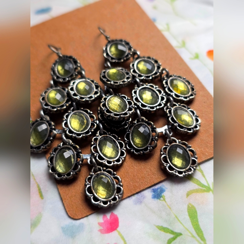 Gorgeous Green and Silver Color Vintage-Inspired Floral Earrings